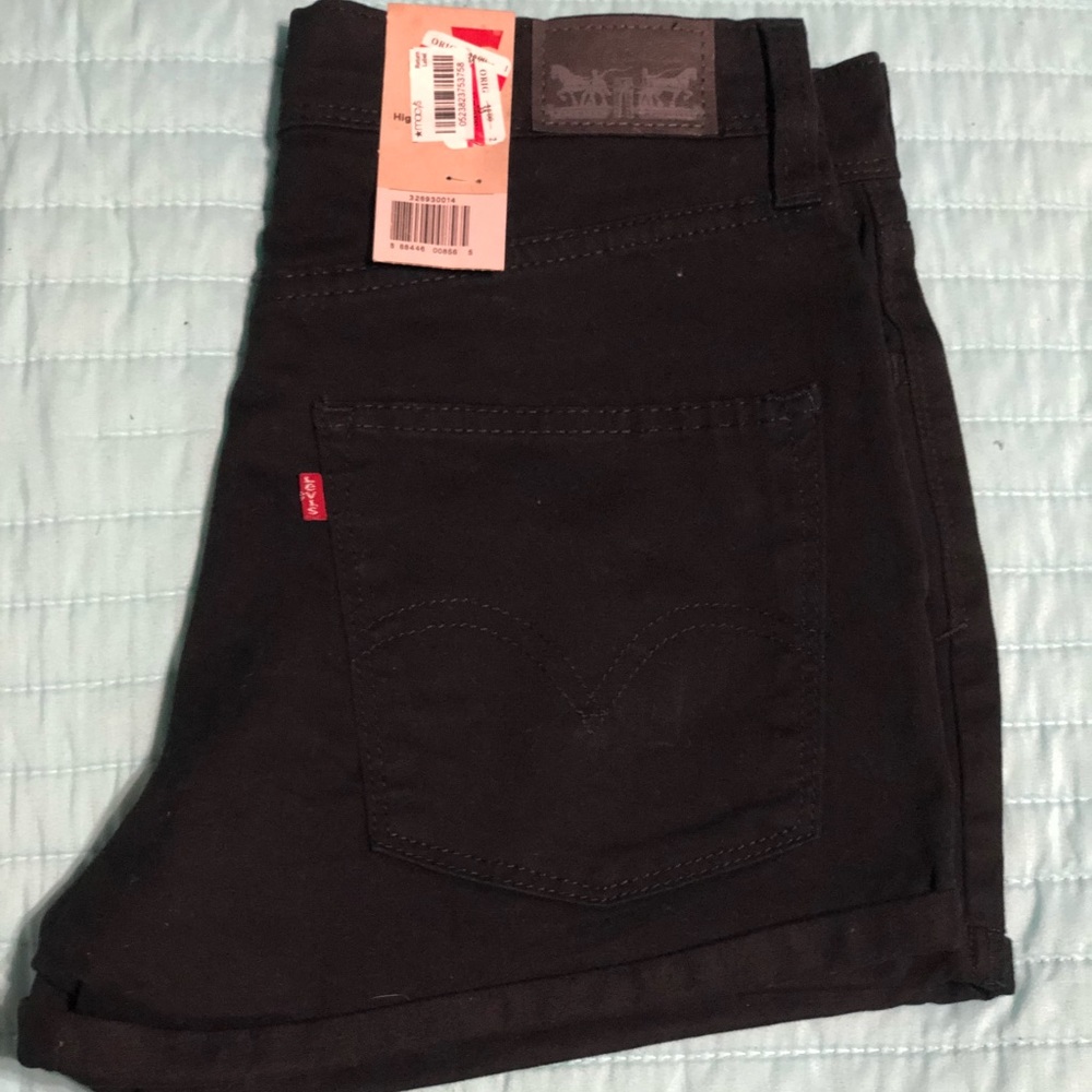 Levi’s high rise short